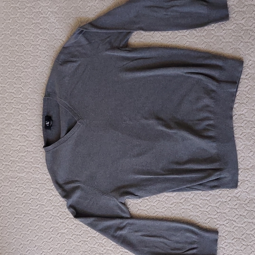 V neck long sleeve